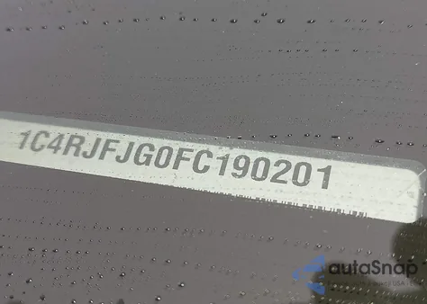 2015 Jeep Grand Cherokee Summit z USA, uszkodzony, nr VIN 1C4RJFJG0FC190201